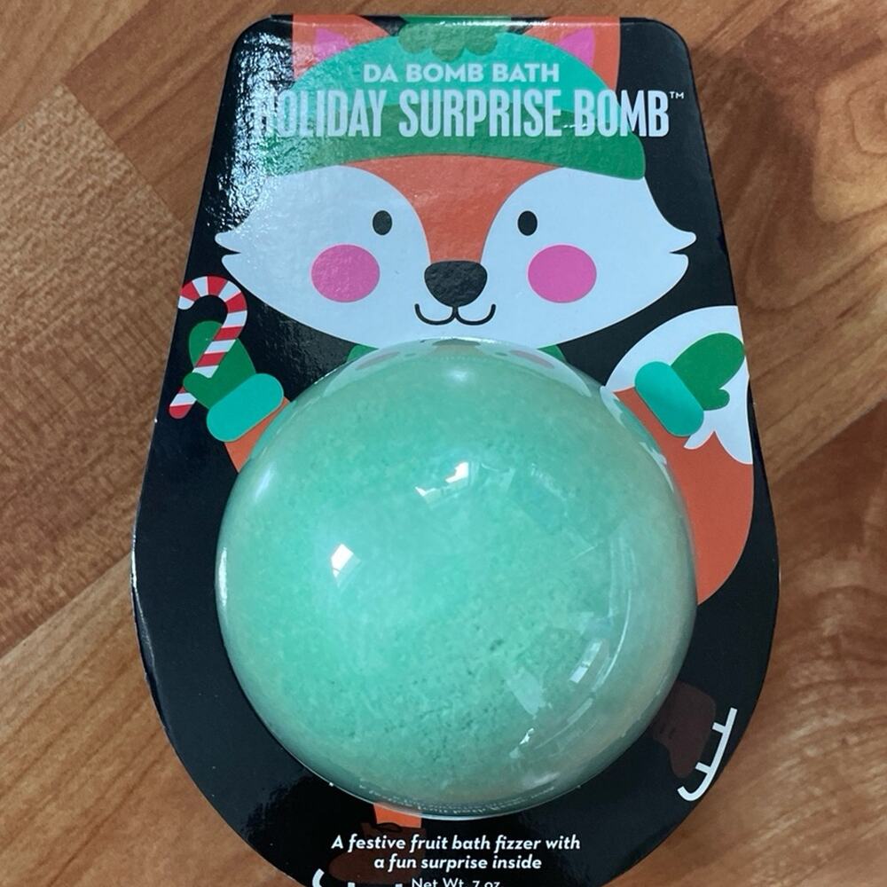 Da Bomb Bath Holiday Surprise Bomb